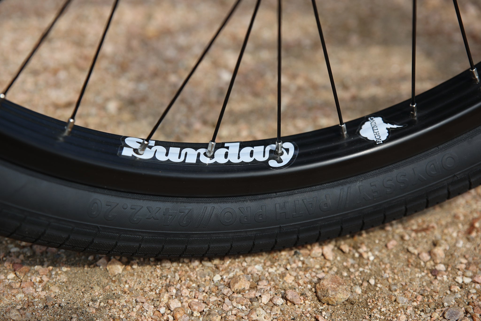 MACARONI - Gloss Orange Soda