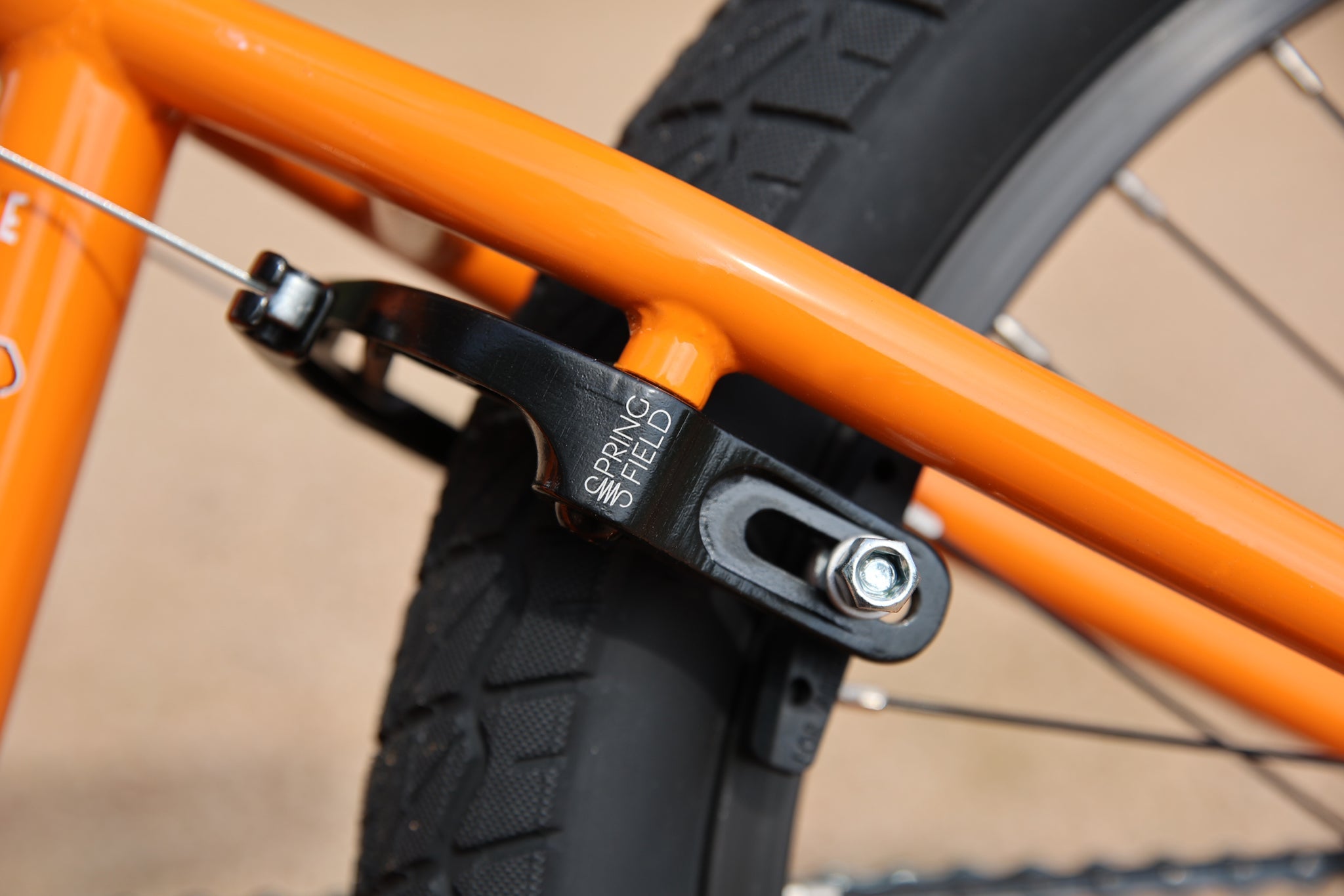 MACARONI - Gloss Orange Soda