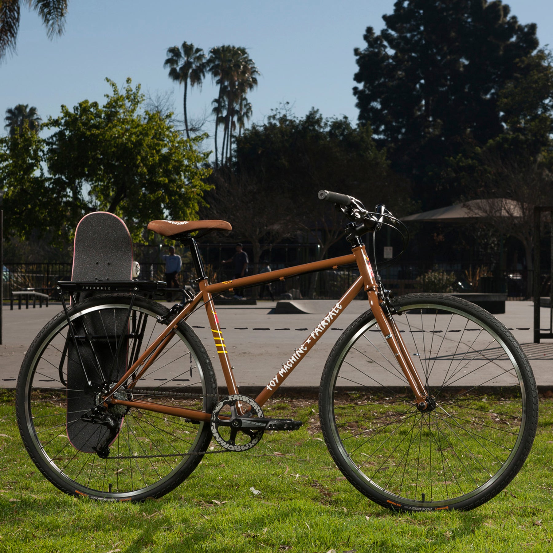 FAIRDALE X TOY MACHINE LOOKFAR